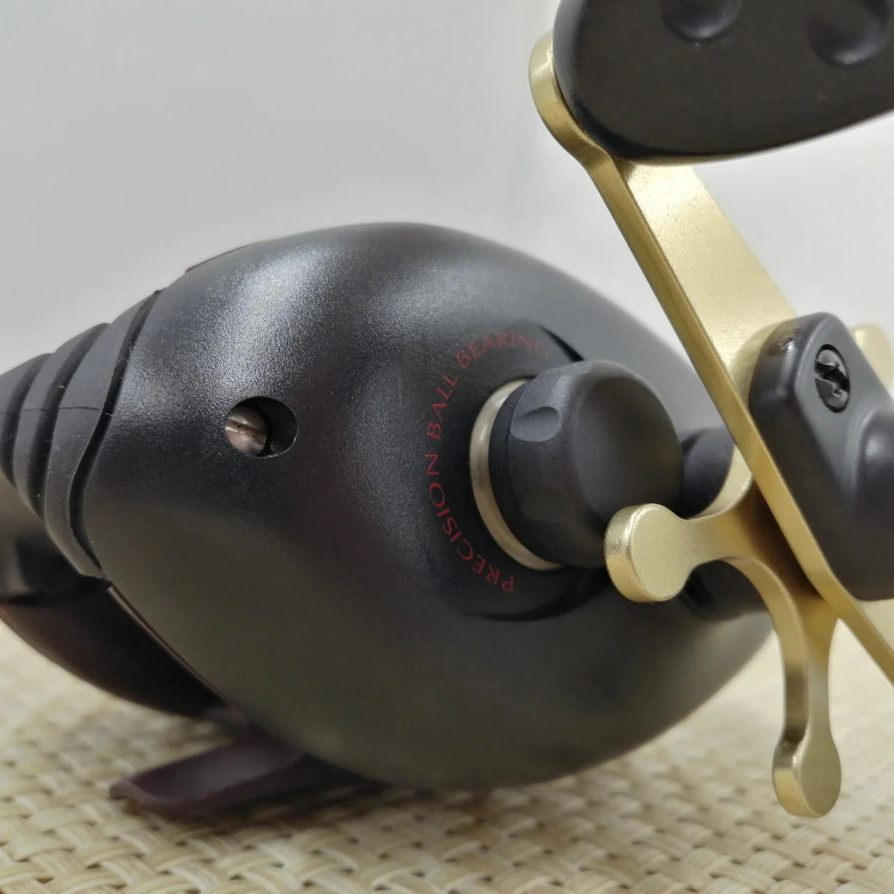 ABU GARCIA Baitcasting reel - Image 3