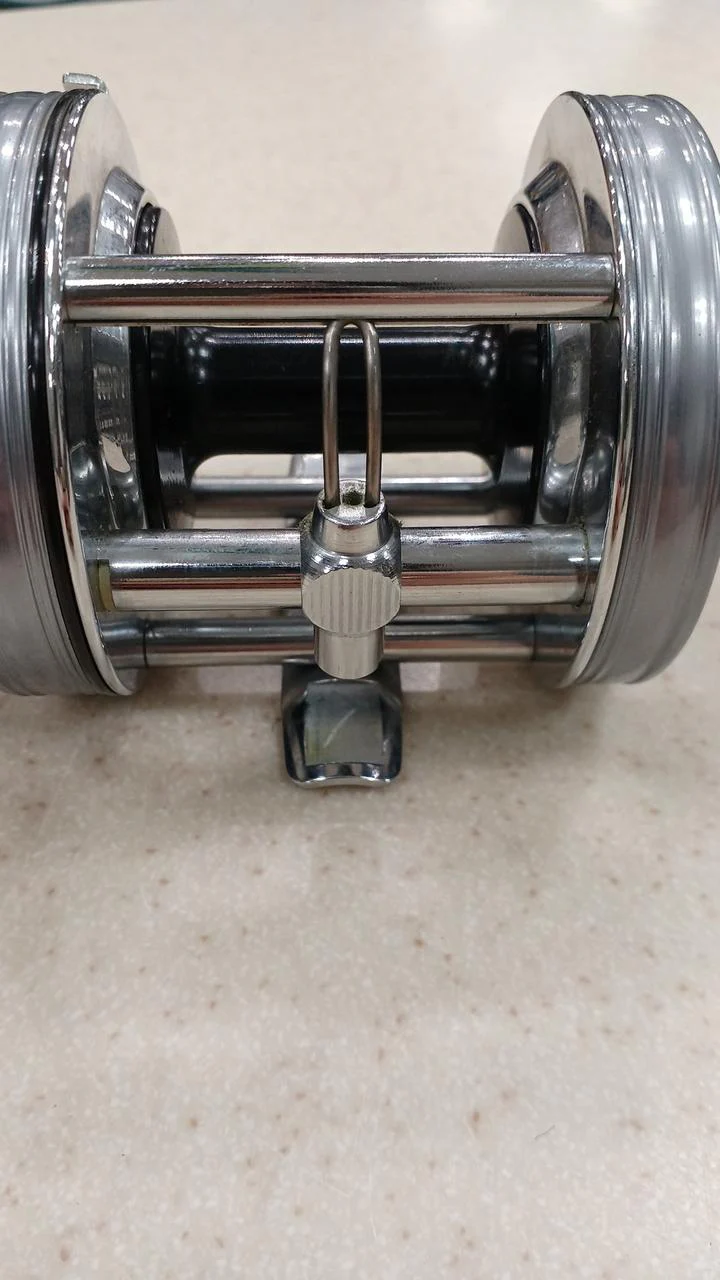 ABU GARCIA Baitcasting Reel 6500CS ROCKET - Image 4
