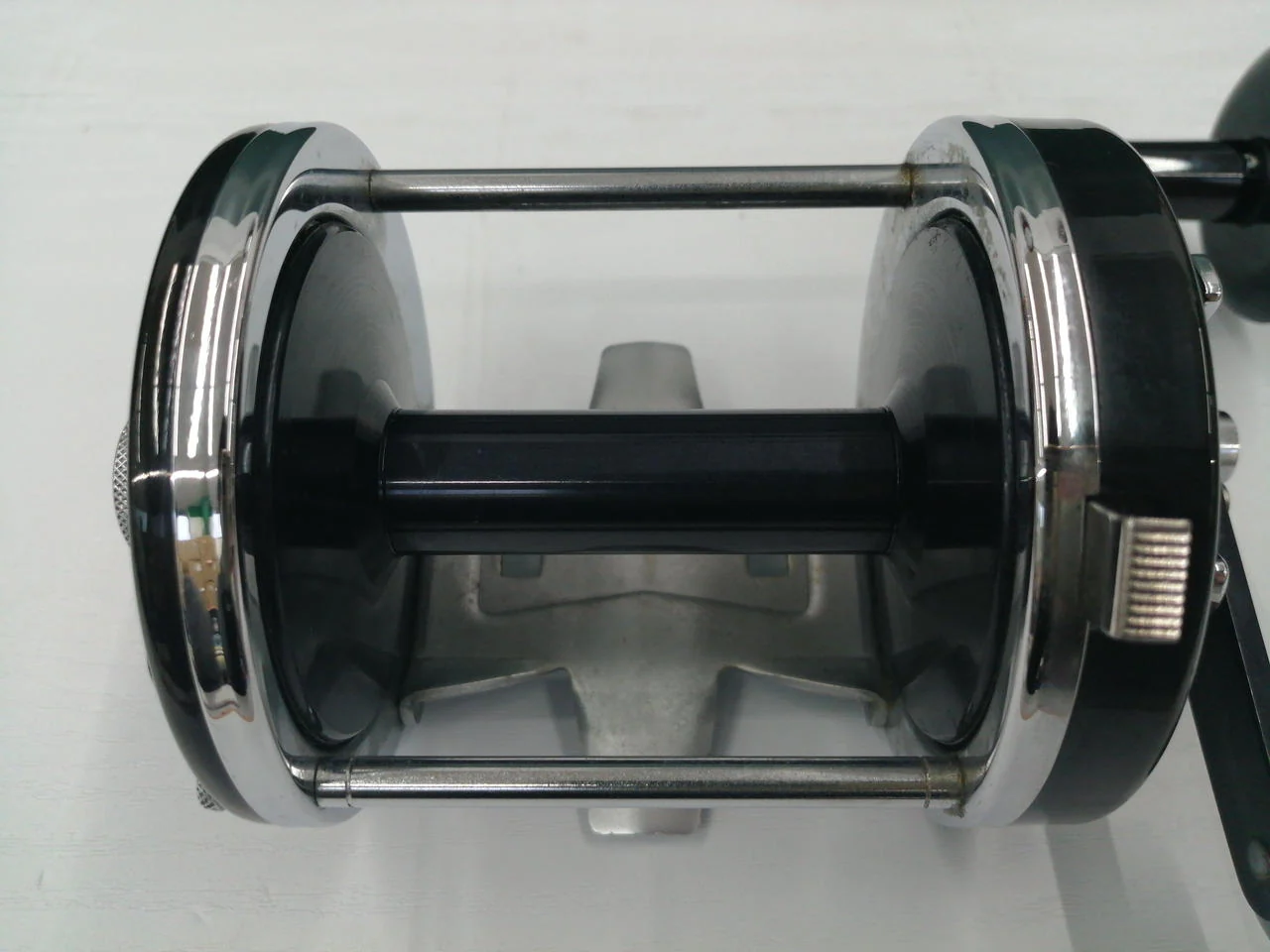 ABU GARCIA Baitcasting Reel AMBASSADEUR 10000CA - Image 4
