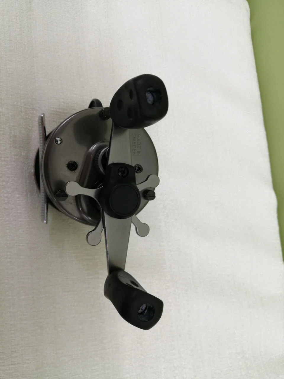 ABU GARCIA Baitcasting Reel AMBASSADEUR 4600C GUNNAR - Image 4