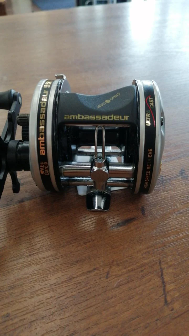 ABU GARCIA. Baitcasting Reel AMBASSADEUR 5500C3 - Image 3