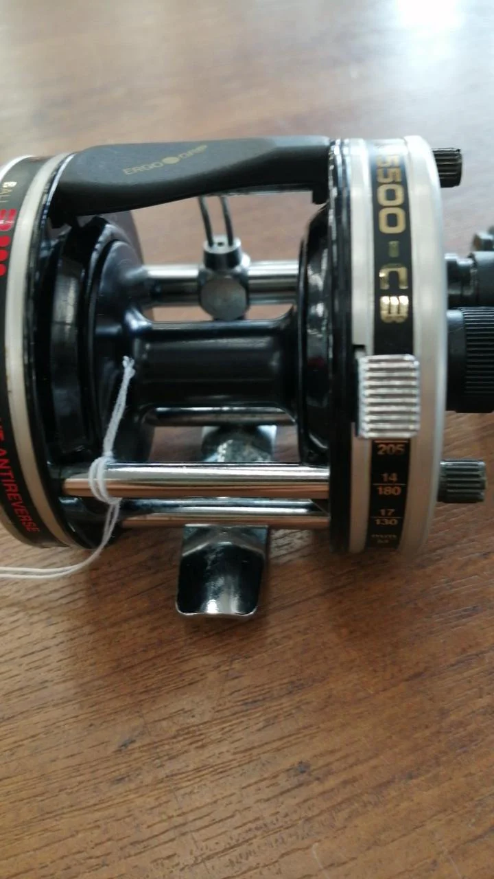 ABU GARCIA. Baitcasting Reel AMBASSADEUR 5500C3 - Image 7