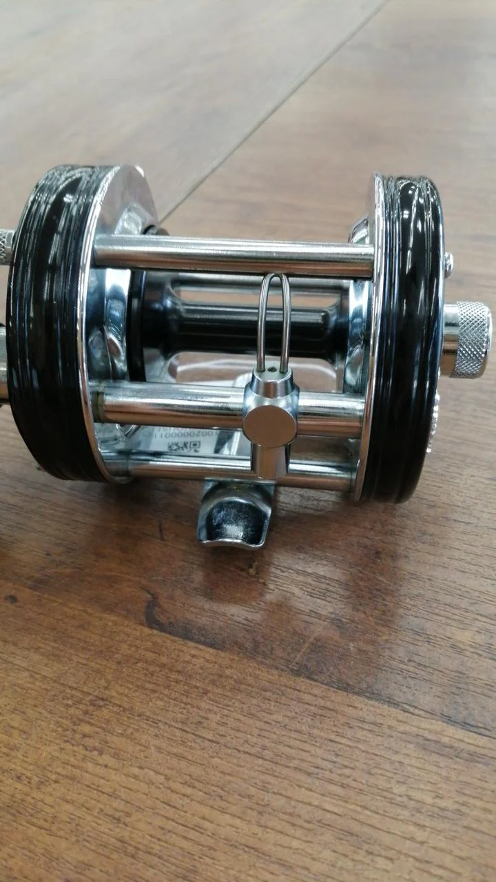 ABU GARCIA Baitcasting Reel AMBASSADEUR 6000C 70TH - Image 3