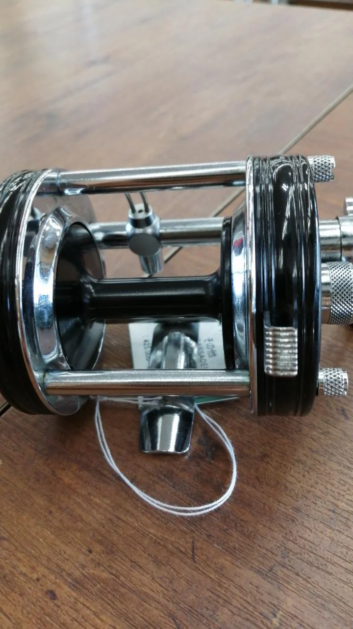 ABU GARCIA Baitcasting Reel AMBASSADEUR 6000C 70TH - Image 5