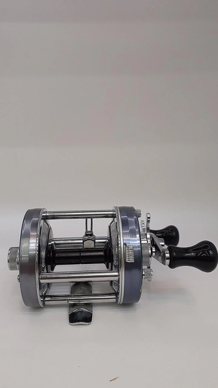 ABU GARCIA Baitcasting Reel AMBASSADEUR 6500C BIG-A - Image 2