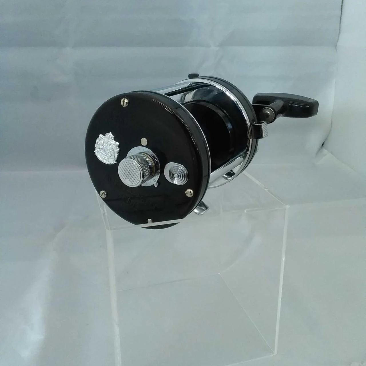 Abu Garcia Baitcasting reel Ambassadeur 7000C - Image 4