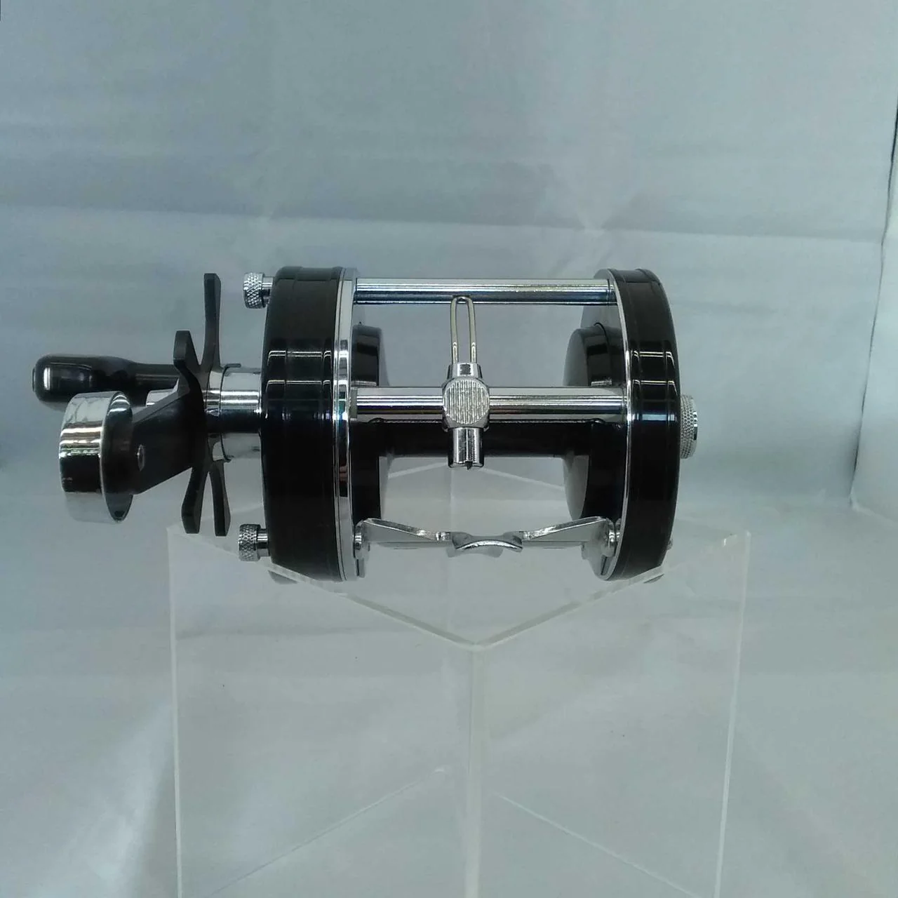 Abu Garcia Baitcasting reel Ambassadeur 7000C - Image 7