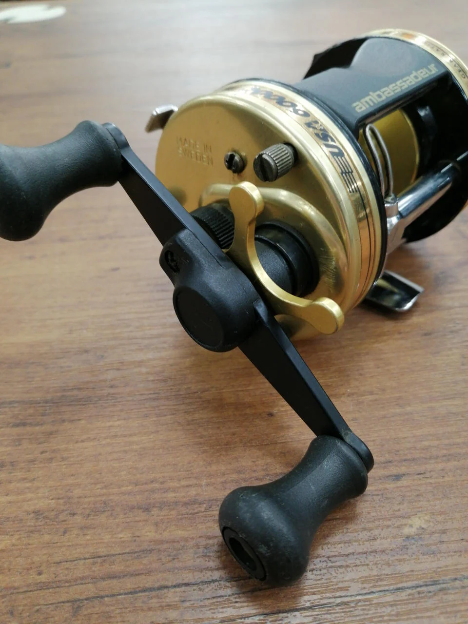 ABU GARCIA Baitcasting Reel AMBASSADEUR USA 6000C - Image 3