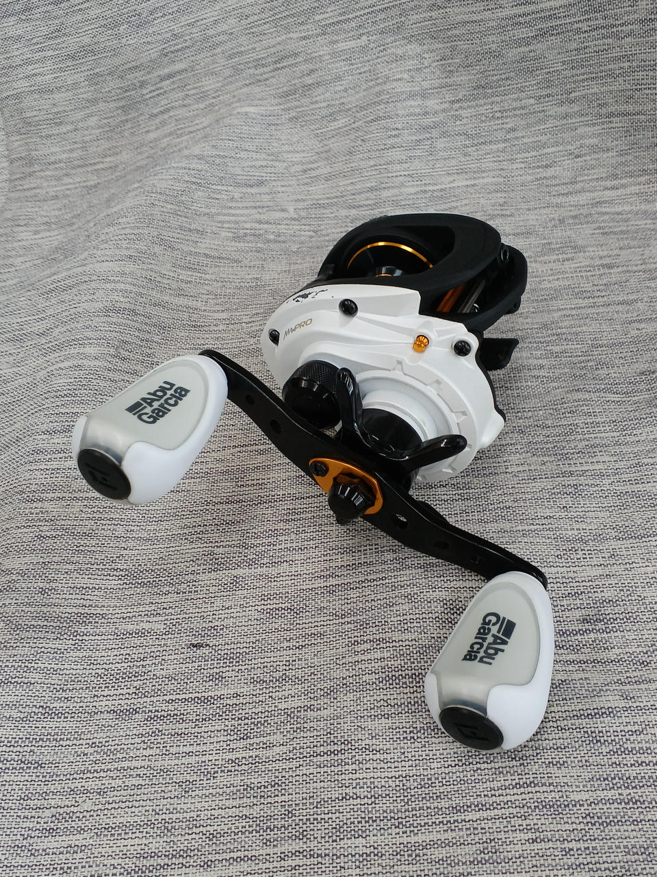 ABU GARCIA Baitcasting Reel MAX4PRO