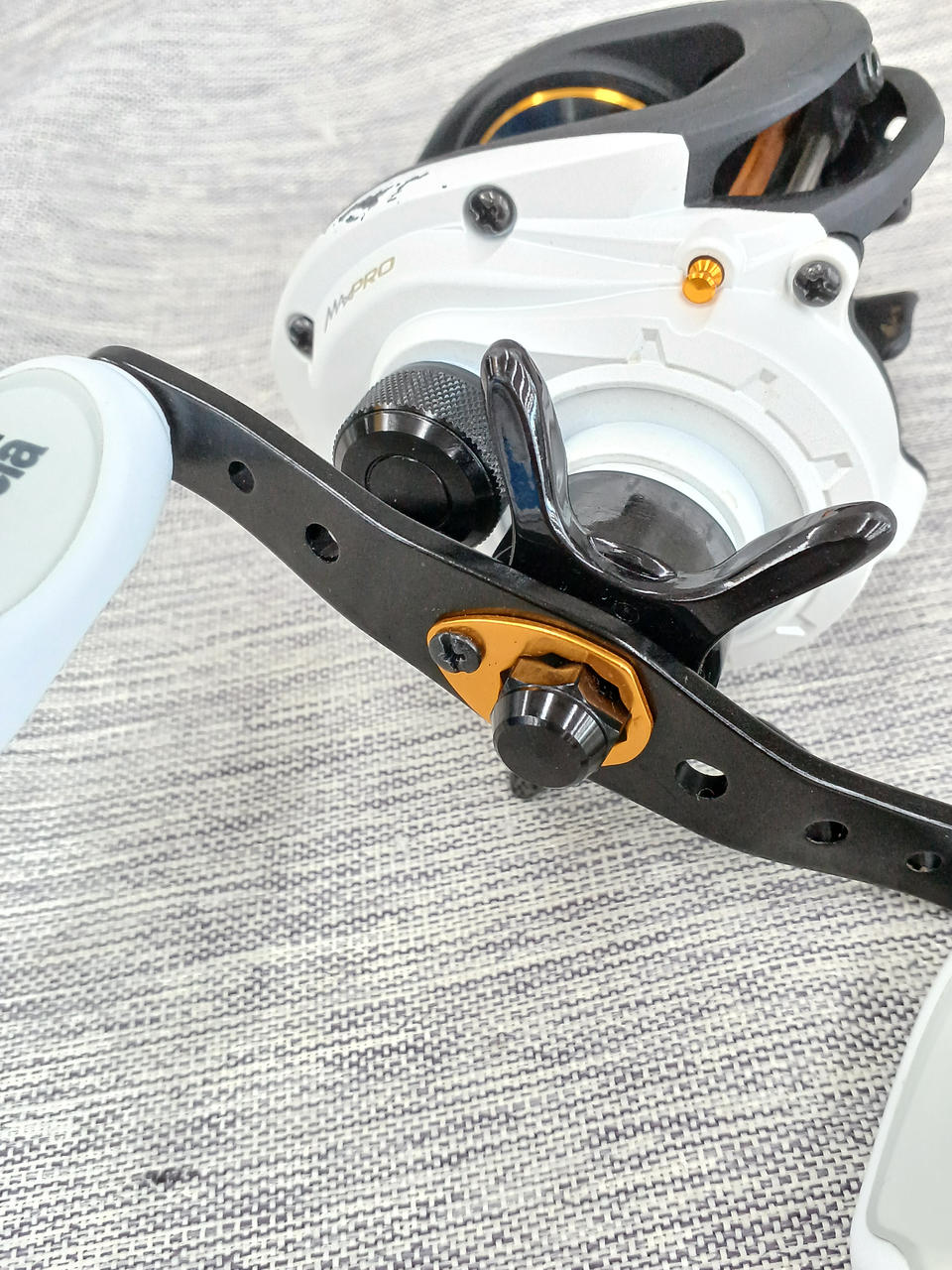 ABU GARCIA Baitcasting Reel MAX4PRO - Image 2