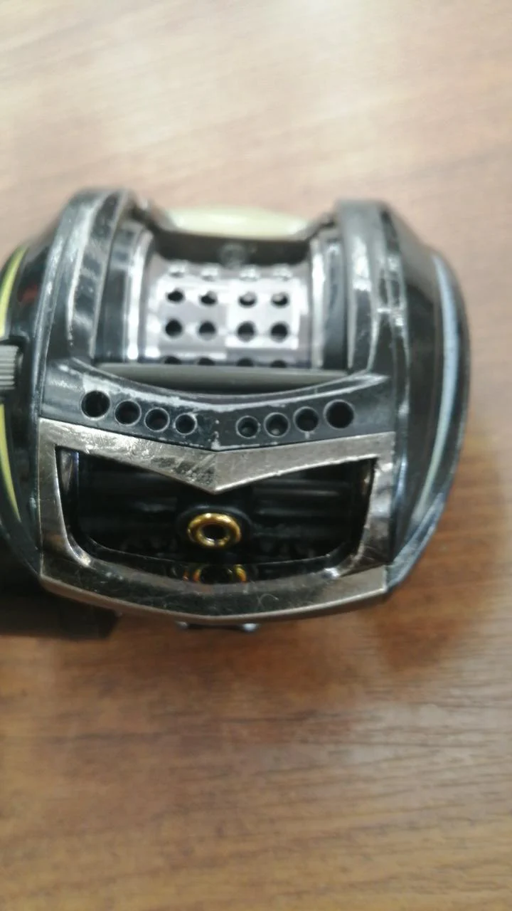 ABU GARCIA Baitcasting Reel REVO LTZ AE74-RACING - Image 3