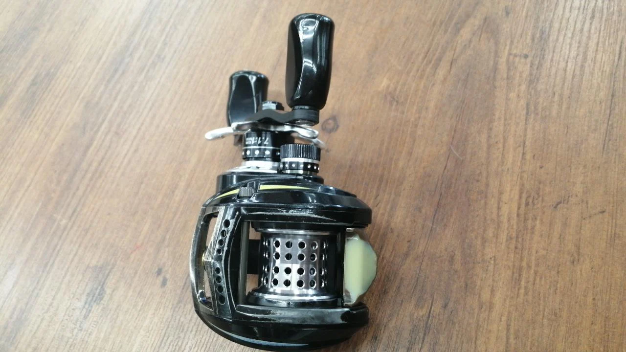 ABU GARCIA Baitcasting Reel REVO LTZ AE74-RACING - Image 4