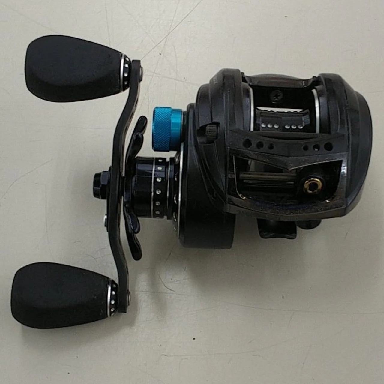 ABU GARCIA Baitcasting Reel REVO MGX
