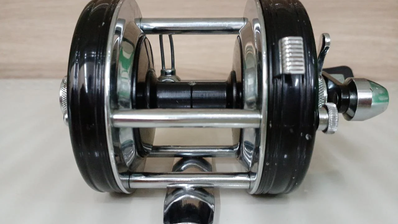 ABU GARCIA Old Reel AMBASSADEUR 5000C - Image 5