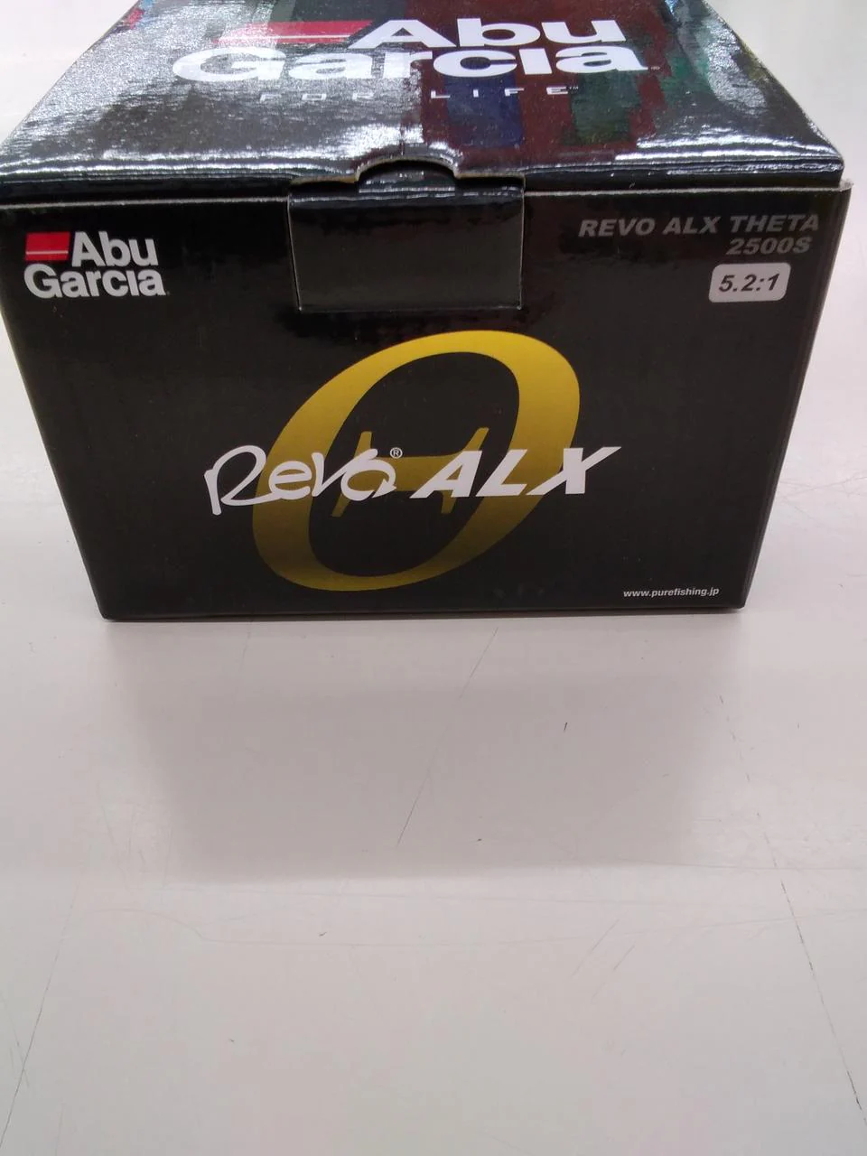 ABU GARCIA Reel REVO ALX THETA 2500S - Image 3
