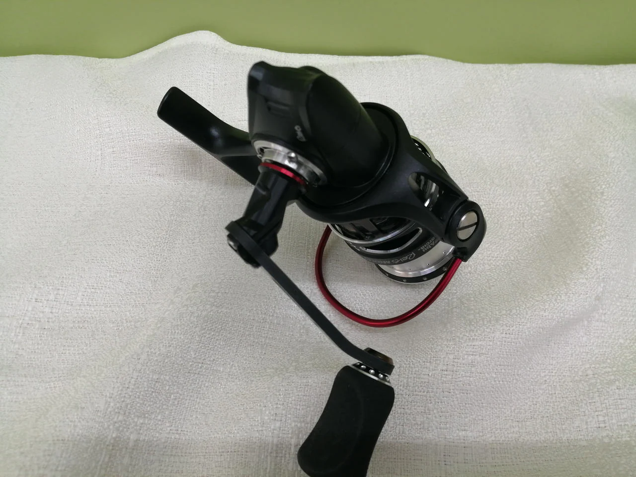 ABU GARCIA Spinning Reel REVO MGX 2000S - Image 5