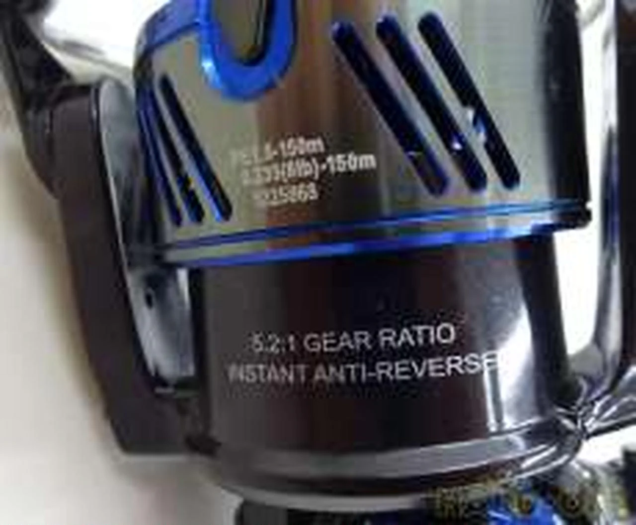 ABU GARCIA Spinning Reel SALTY STAGE HYDRIFT 3000S - Image 9