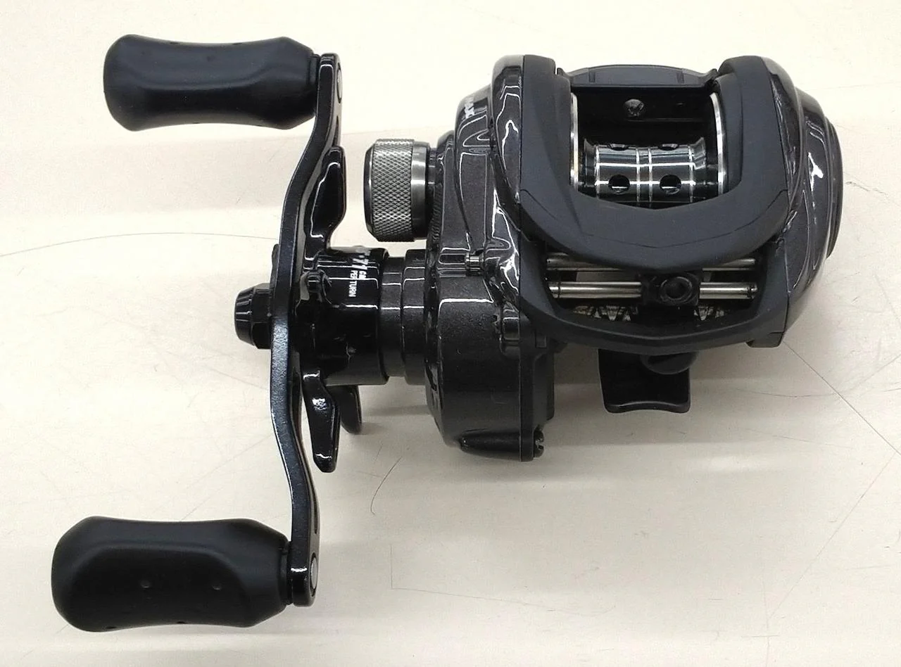 ABU GARCLA Baitcasting reel PROMAX4