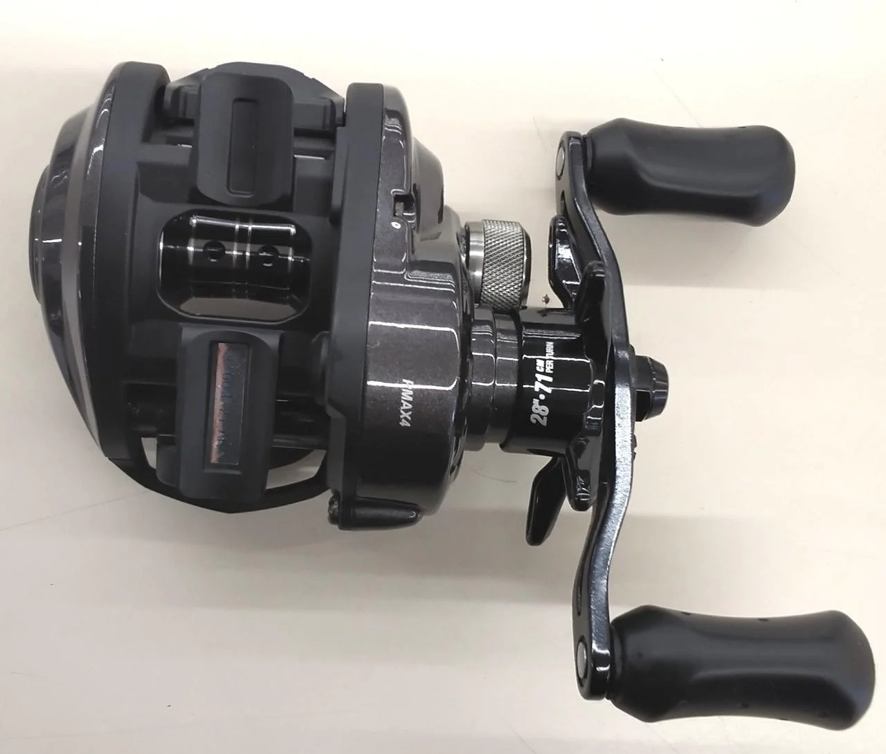 ABU GARCLA Baitcasting reel PROMAX4 - Image 5