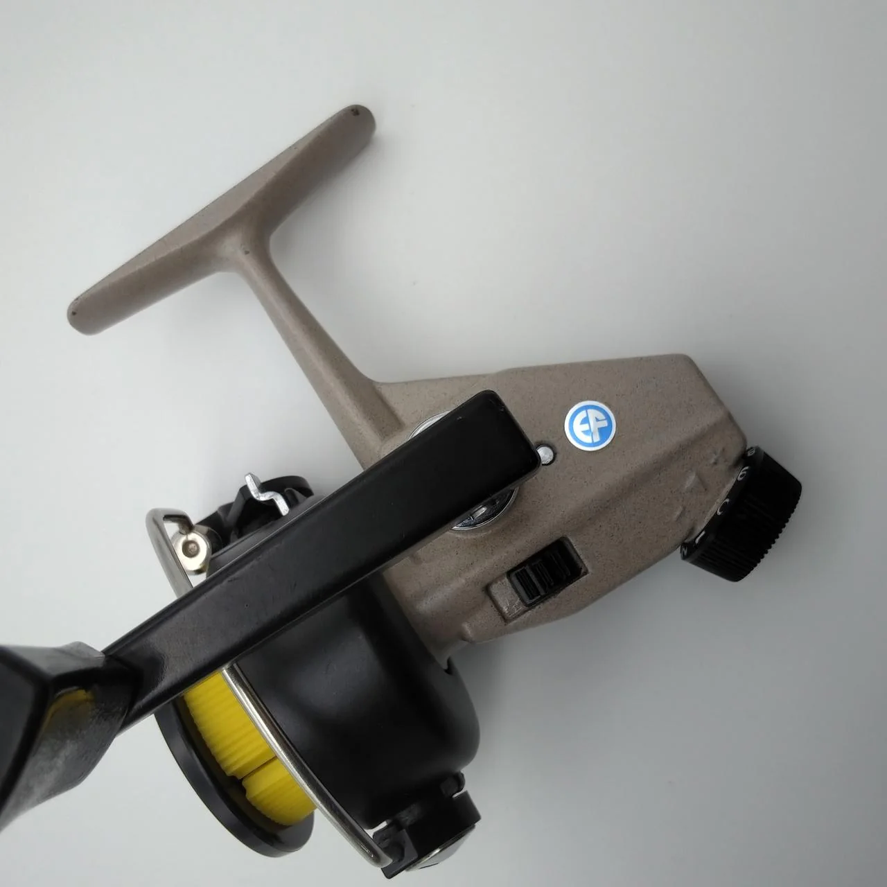 ABU Spinning Reel CARDINAL 3 - Image 5