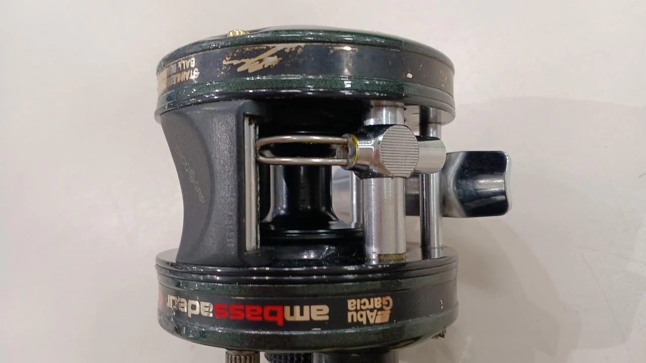 ABUGARCIA Bait Reel AMBASSADOR 4600C - Image 6