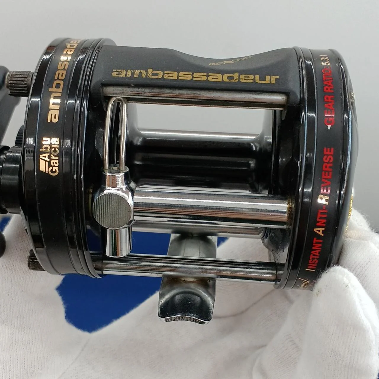 AbuGarcia Bait Reel AMBASSADOR 6000-C - Image 3