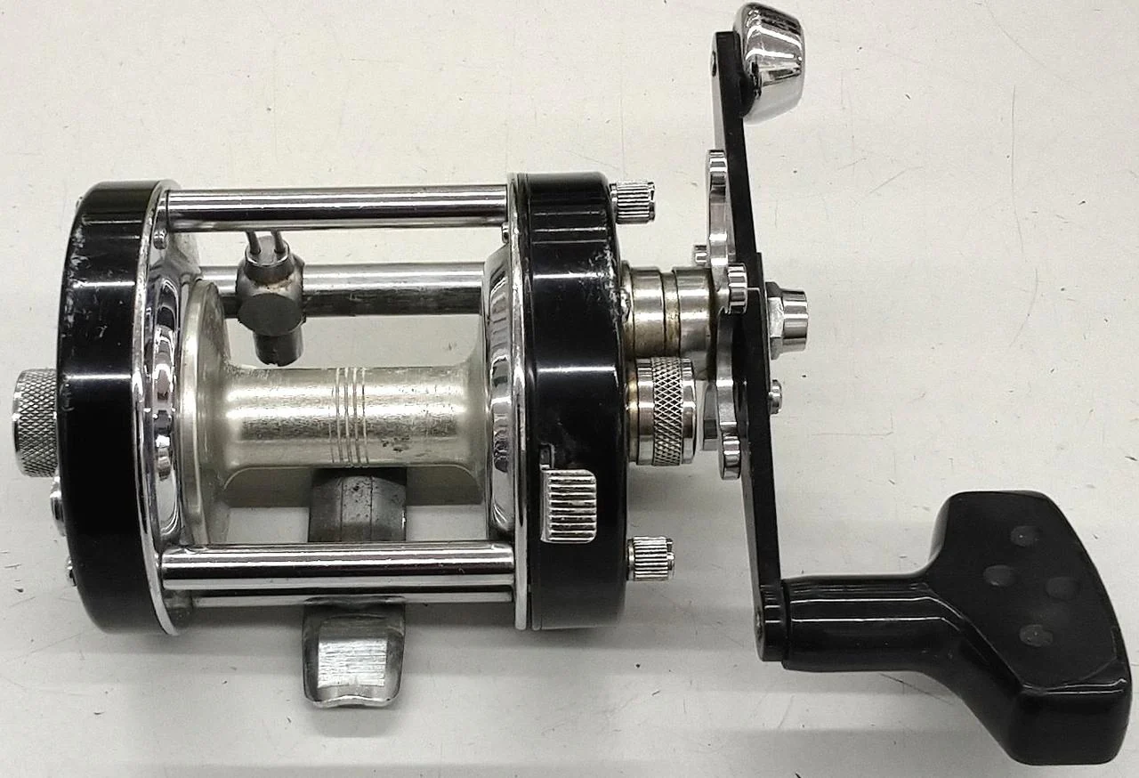 ABUGARCIA /Bait reel for saltwater AMBASSADEUR6500CL - Image 3
