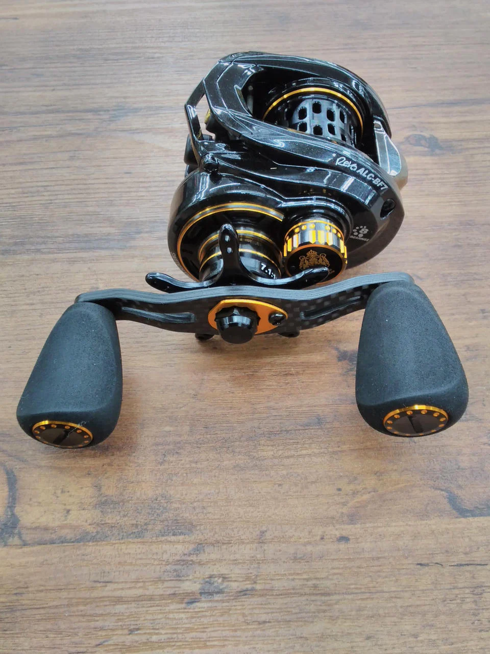 ABUGARCIA Bait reel REVO ALC-BF7-L - Image 2