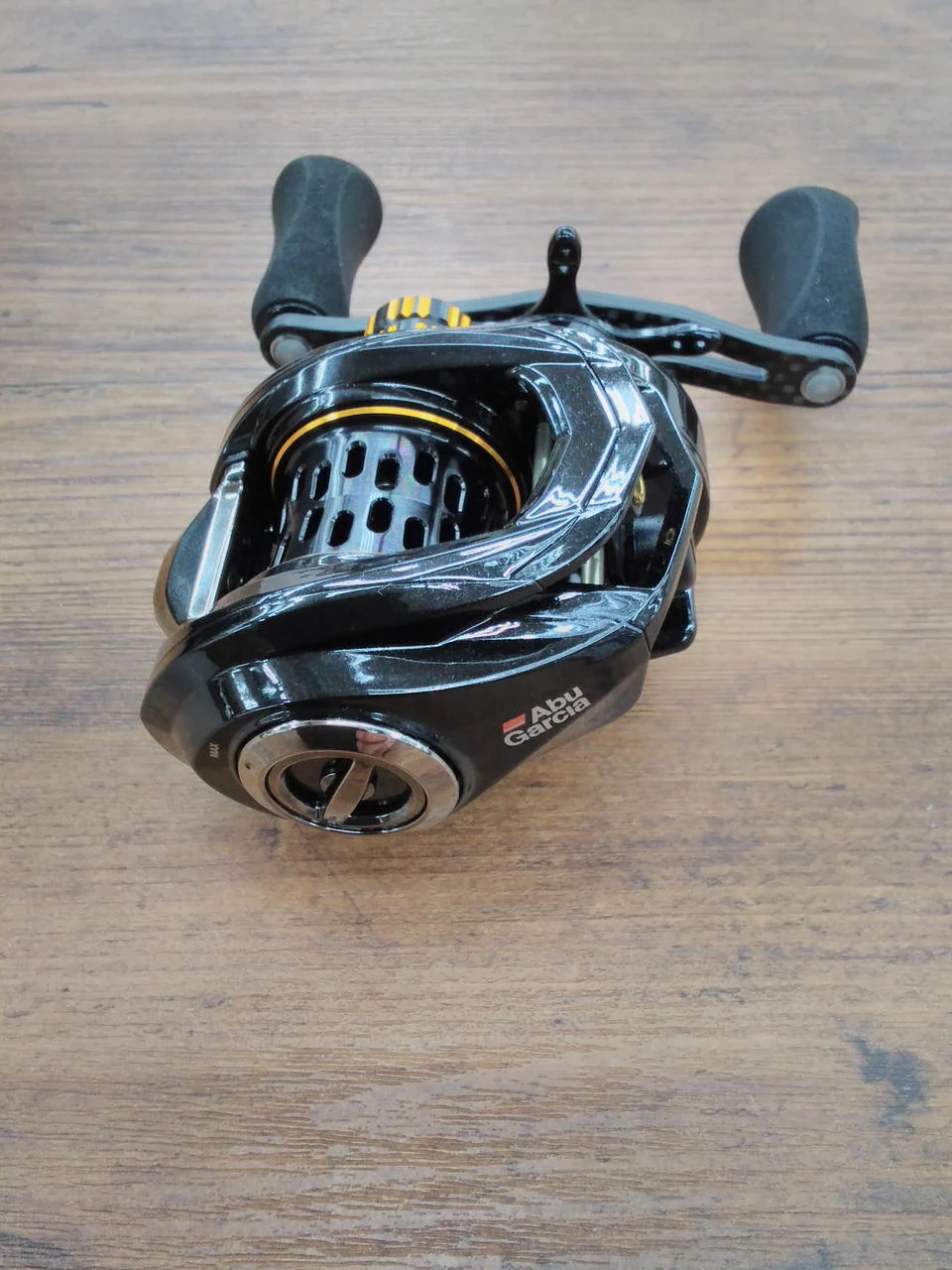 ABUGARCIA Bait reel REVO ALC-BF7-L - Image 4