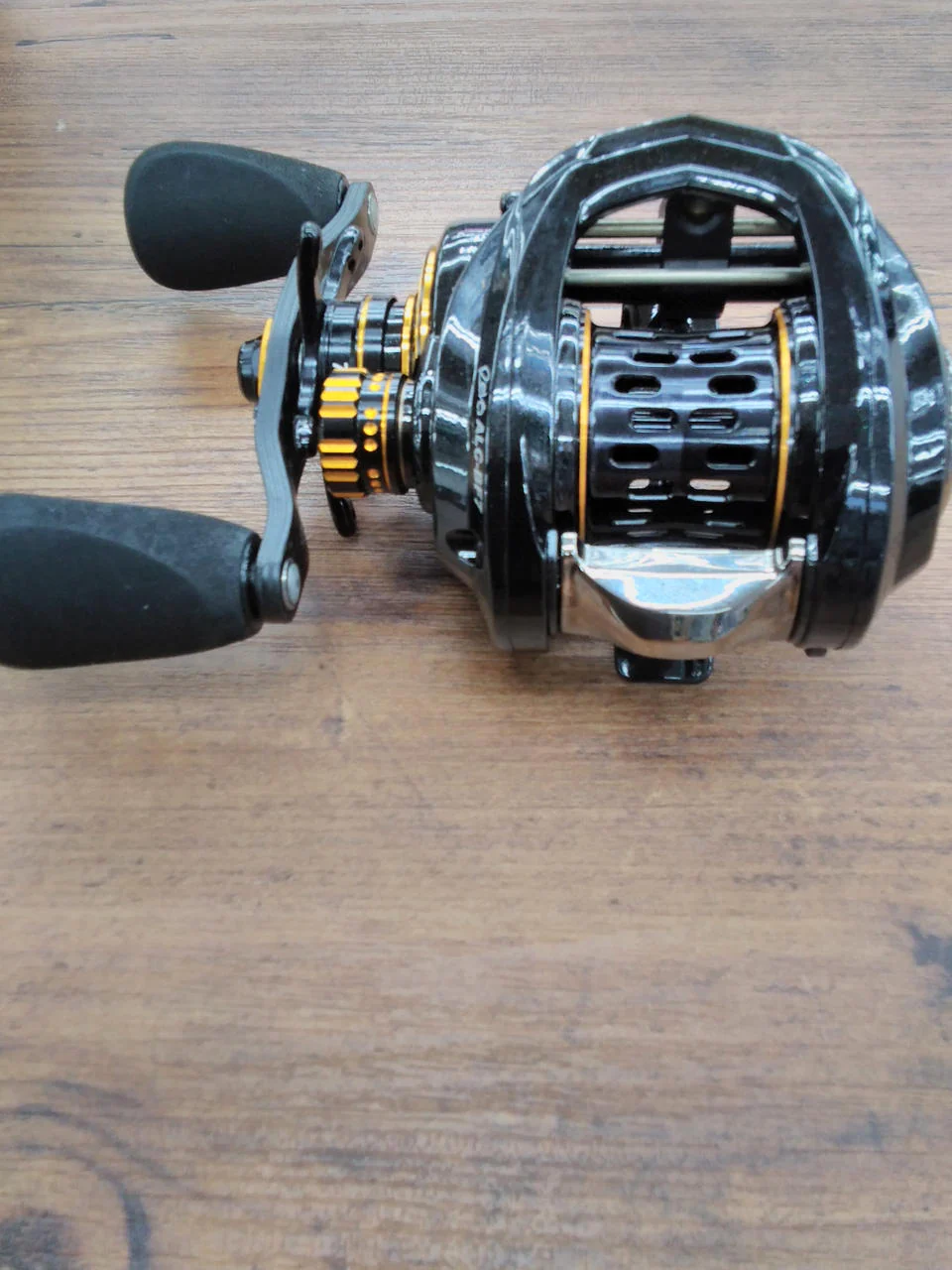 ABUGARCIA Bait reel REVO ALC-BF7-L - Image 5