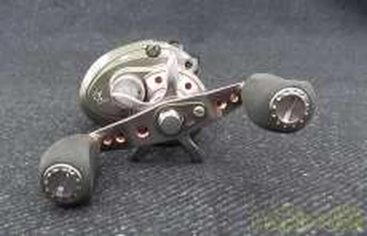 ABUGARCIA Bait reel REVO ALT-HS - Image 7