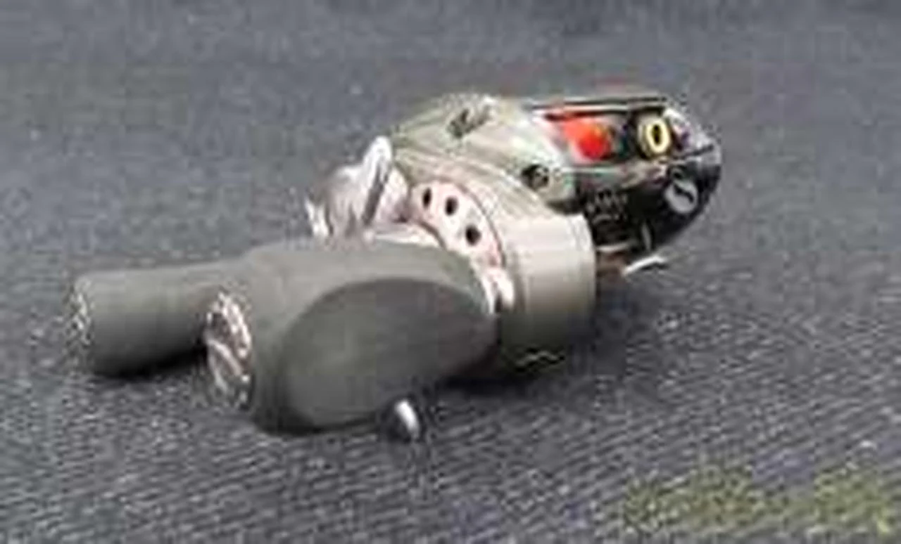 ABUGARCIA Bait reel REVO ALT-HS - Image 8