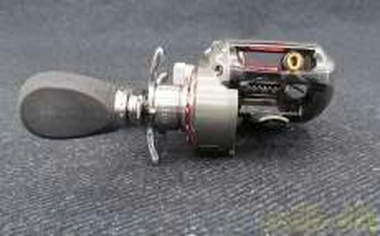 ABUGARCIA Bait reel REVO ALT-HS - Image 9
