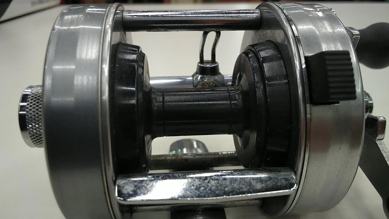AbuGarcia Baitcasting reel 2500C - Image 8