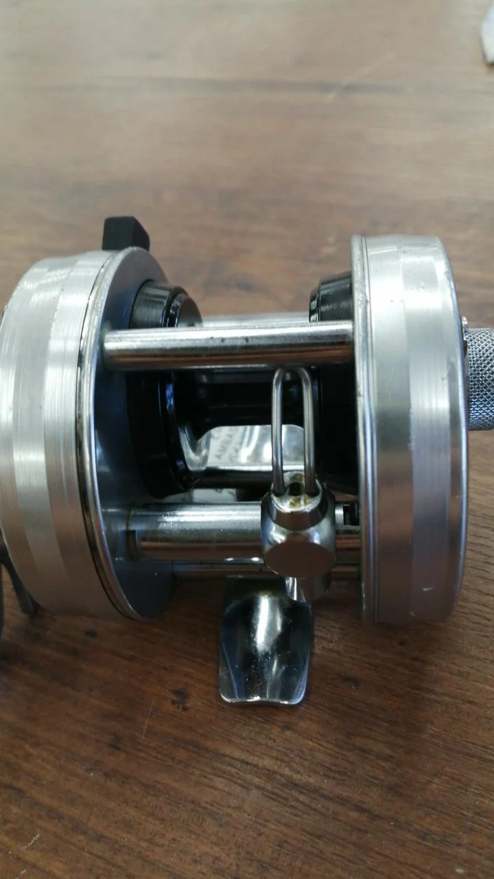 AbuGarcia Baitcasting Reel AMBASSADEUR 1500C - Image 3