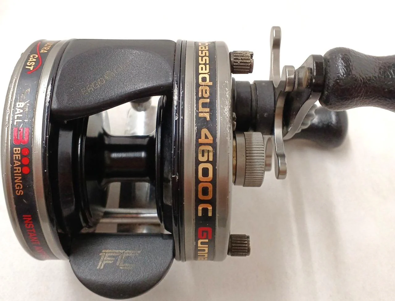 ABUGARCIA Baitcasting Reel AMBASSADEUR 4600C GUNNER - Image 6