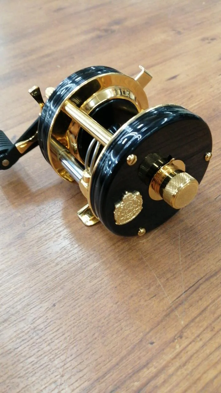 ABUGARCIA Baitcasting Reel AMBASSADEUR 5000C DE LUXE - Image 2
