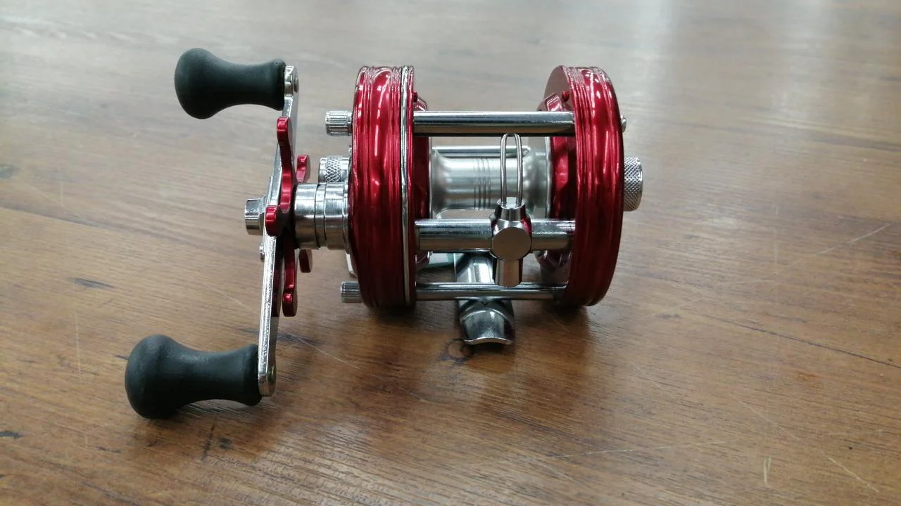ABUGARCIA Baitcasting reel AMBASSADEUR 5500C - Image 2