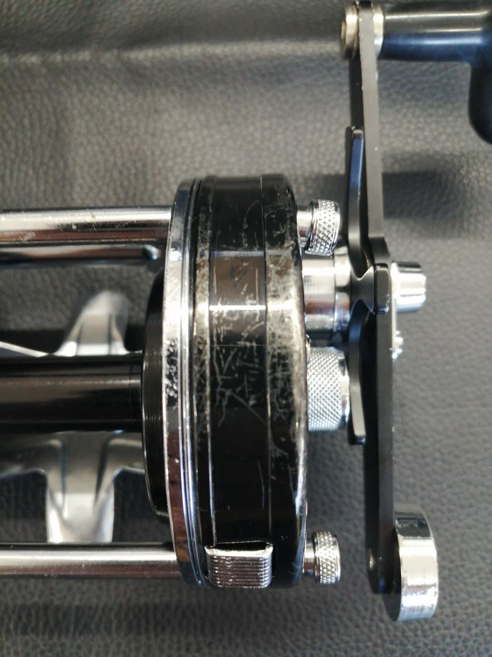 AbuGarcia Baitcasting reel AMBASSADEUR 7000C - Image 6