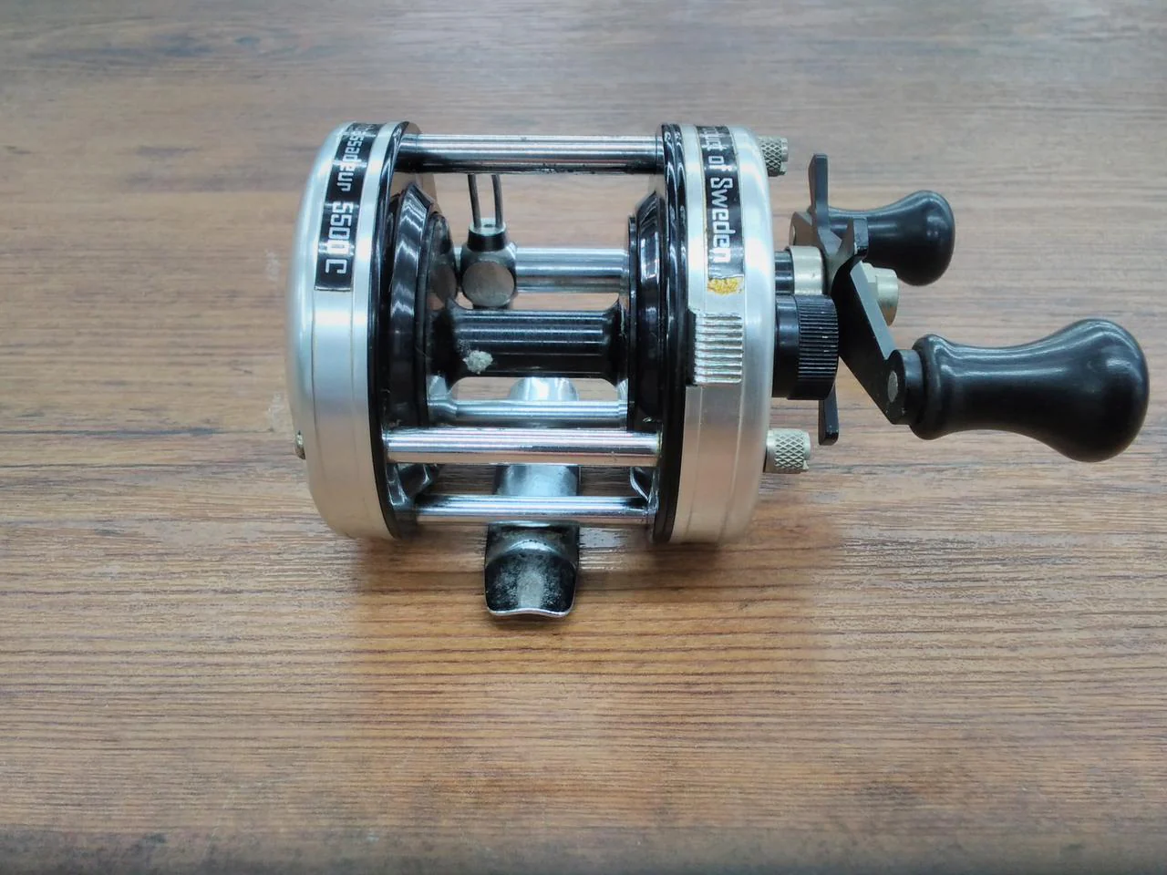ABUGARCIA Baitcasting Reel AMBASSADEUR5500C EF - Image 4
