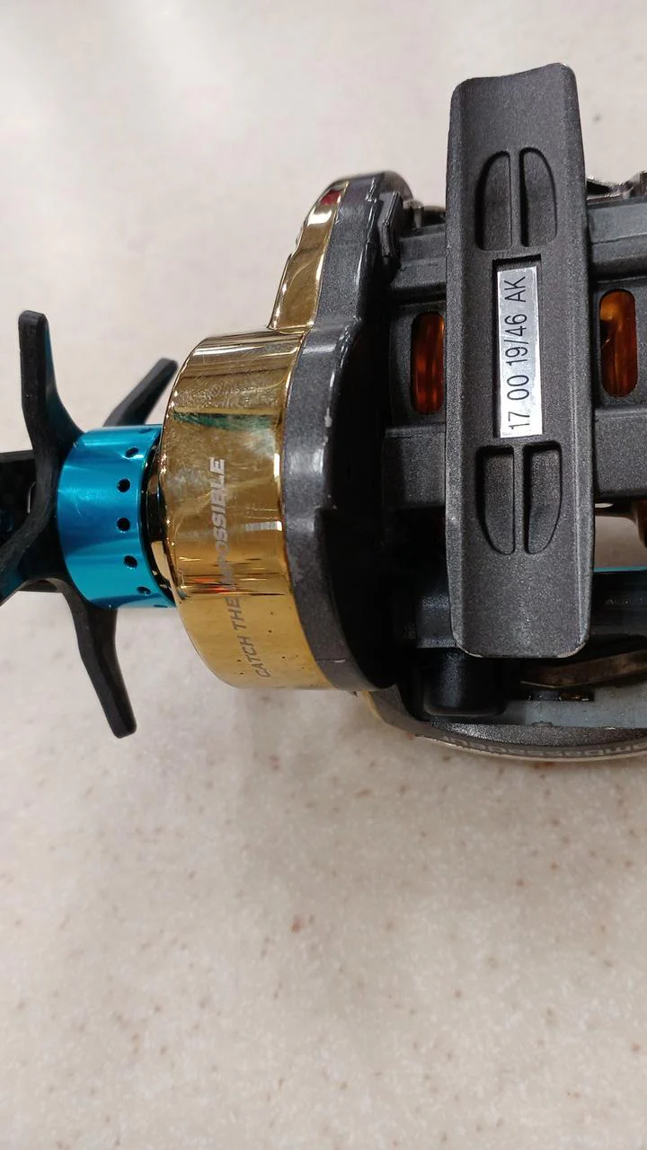 AbuGarcia Baitcasting Reel AMBASSADOR REVO AKATSUKI - Image 6
