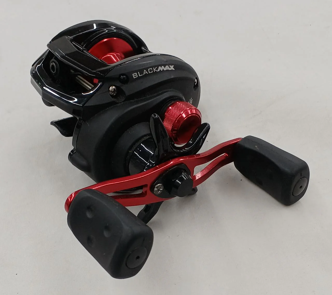 ABUGARCIA Baitcasting Reel BLACK MAX BMAX3-L - Image 2