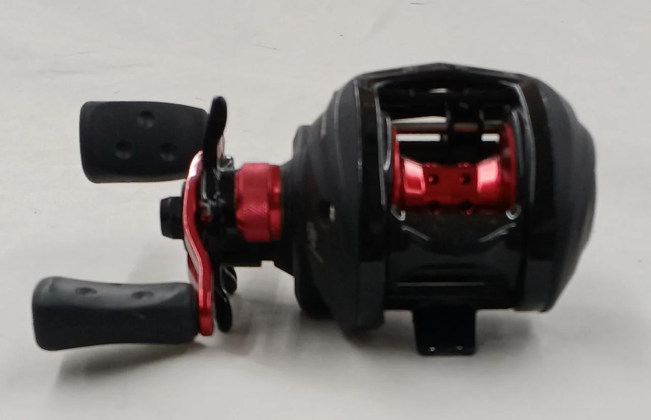 ABUGARCIA Baitcasting Reel BLACK MAX BMAX3-L - Image 5