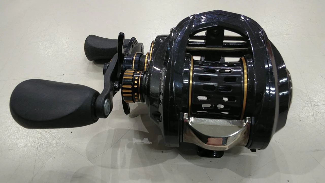 AbuGarcia Baitcasting Reel REVO 2016 ALC-BF7 - Image 5