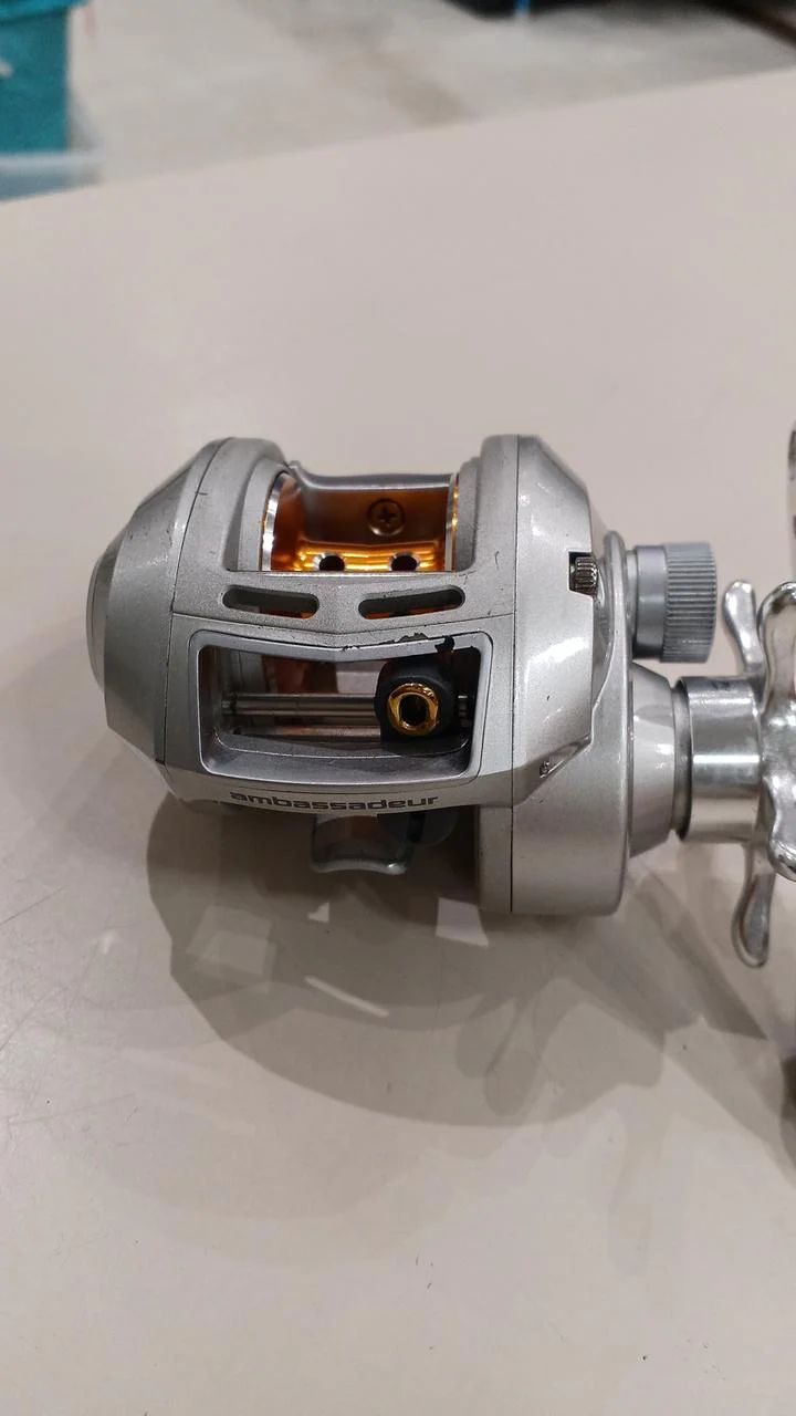 ABUGARCIA Baitcasting Reel REVO STX - Image 4