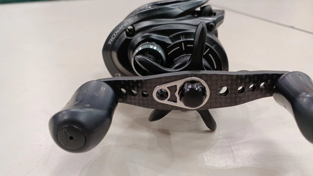 ABUGARCIA Baitcasting Reel ROXANI BF8 - Image 3