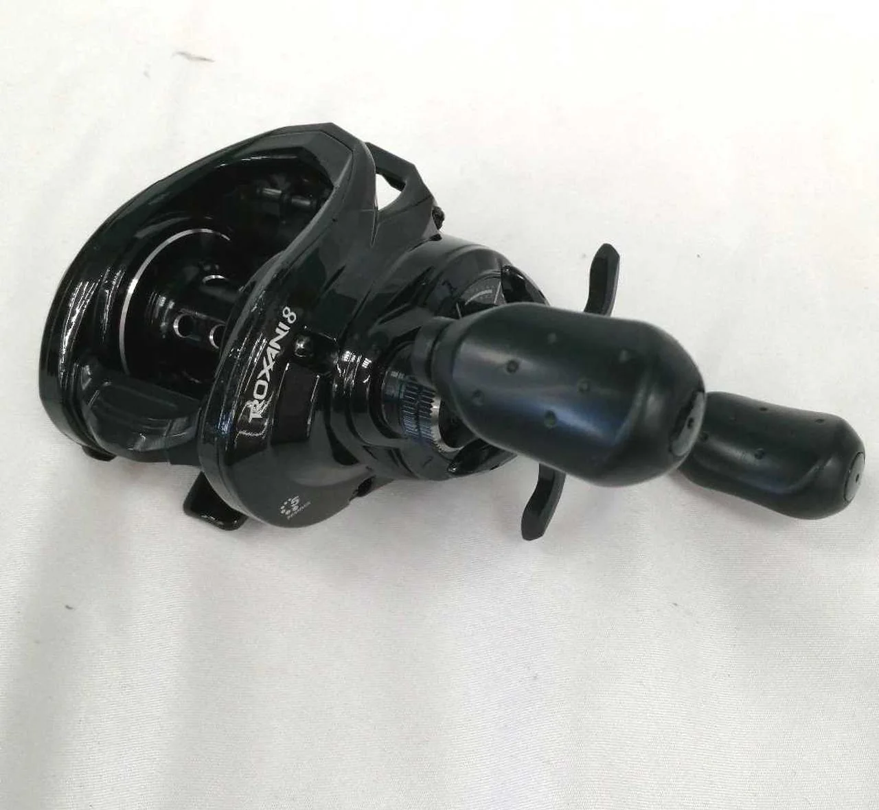 AbuGarcia Baitcasting Reel ROXANI8 - Image 3