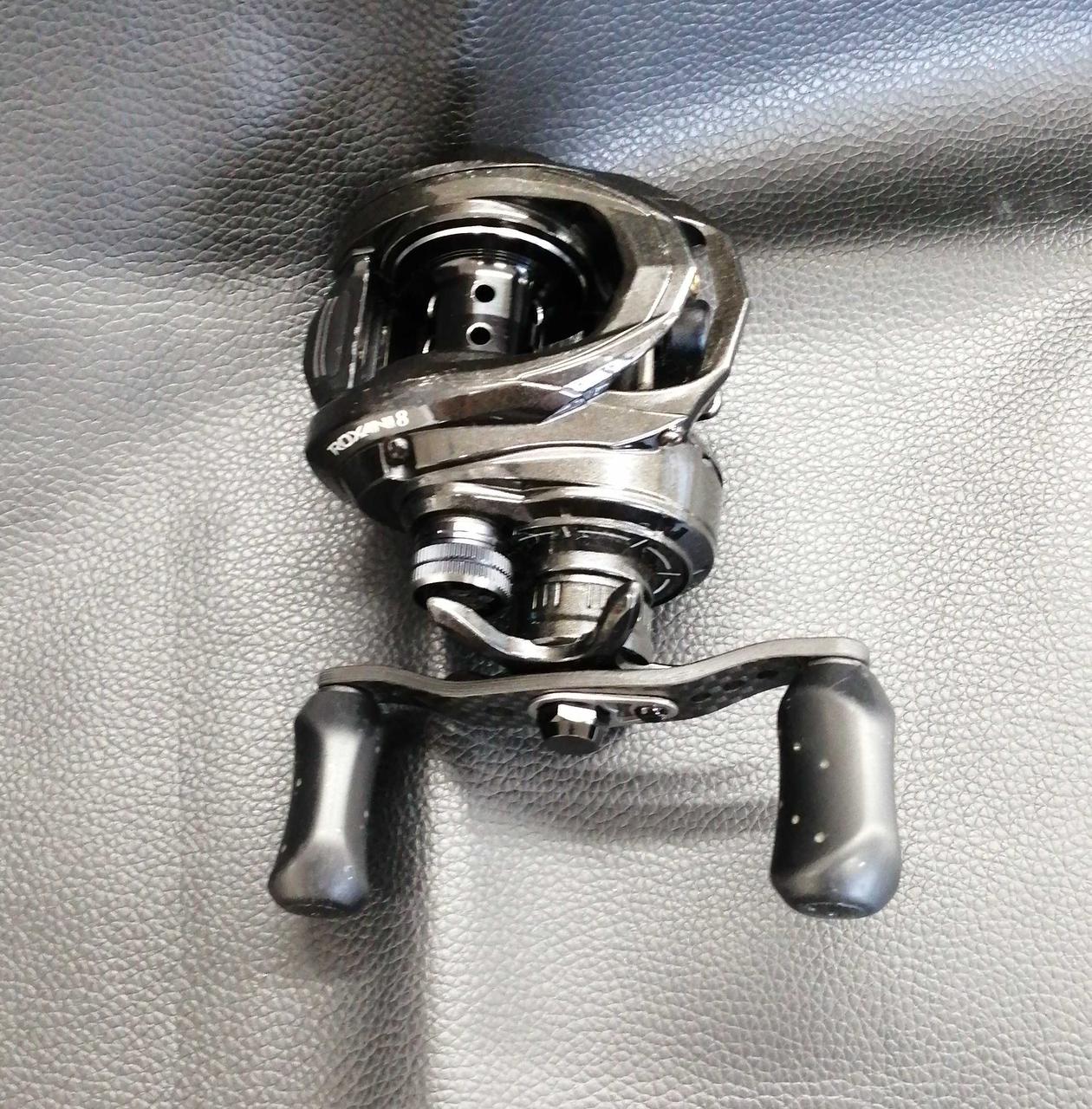 AbuGarcia Baitcasting reel ROXANI8 - Image 2