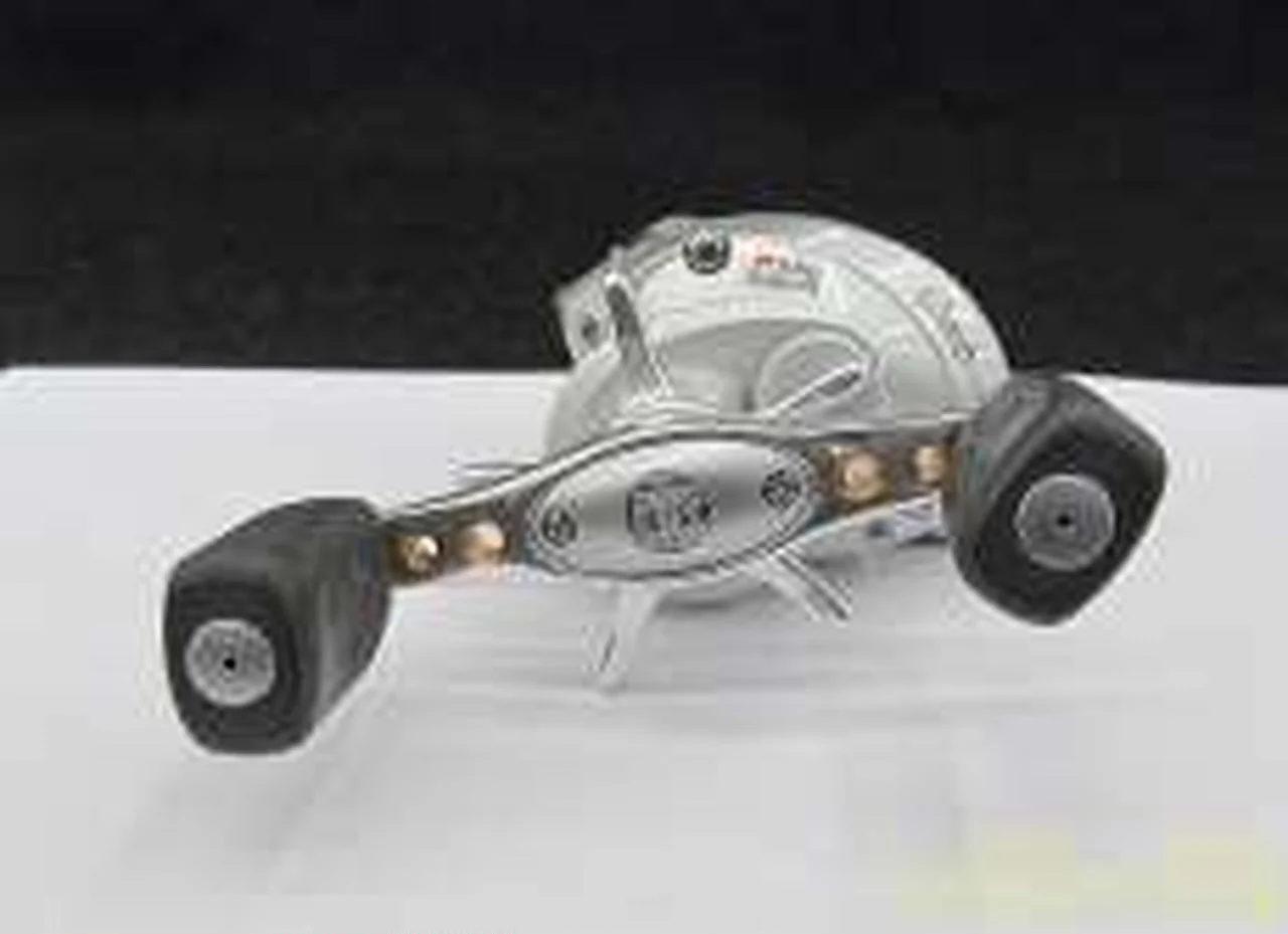 ABUGARCIA Baitcasting Reel STX-L-HS - Image 3