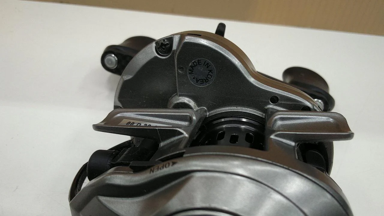 ABUGARCIA Baitcasting Reel ZENON LTX-L - Image 10